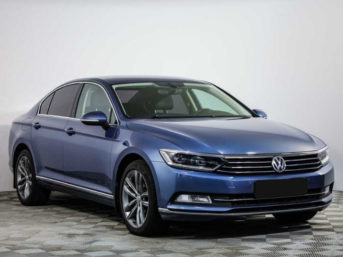 Купить Volkswagen Passat DSG7, 2017, 114 888 км, фото №2