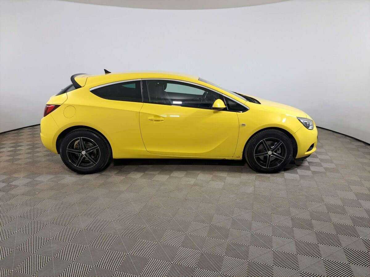 Купить Opel Astra GTC, 2013, 120 970 км, фото №4
