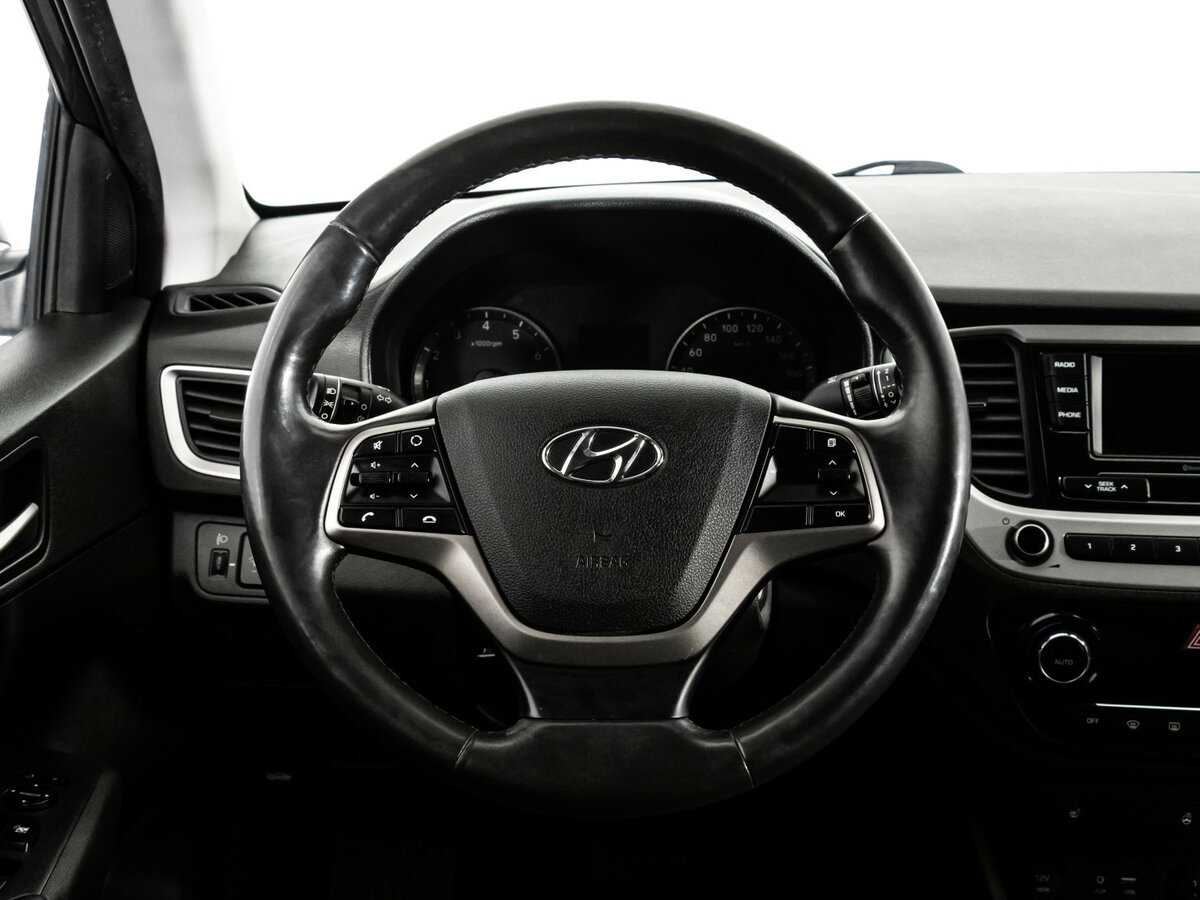 Купить Hyundai Solaris, 2017, 82 080 км, фото №9