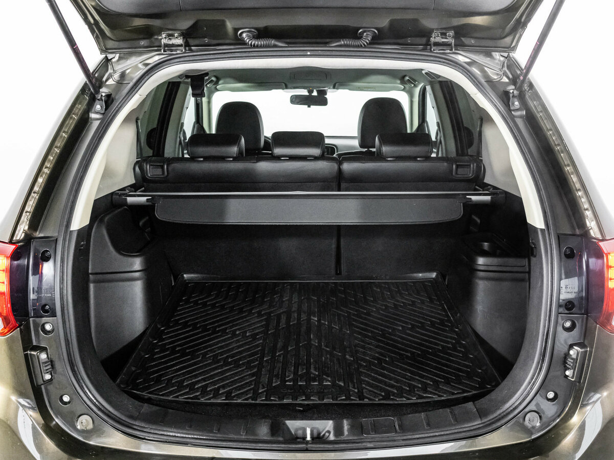 Купить Mitsubishi Outlander III Рестайлинг 2, 2015, 245 490 км, фото №18