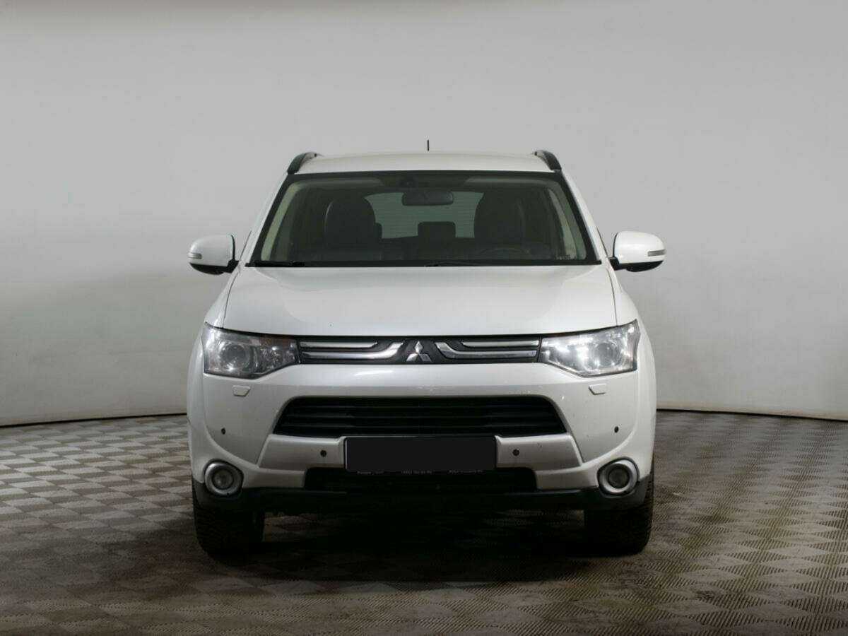 Купить Mitsubishi Outlander, 2013, 151 111 км, фото №2