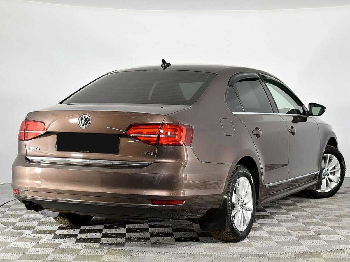 Купить Volkswagen Jetta, 2017, 116 372 км, фото №2