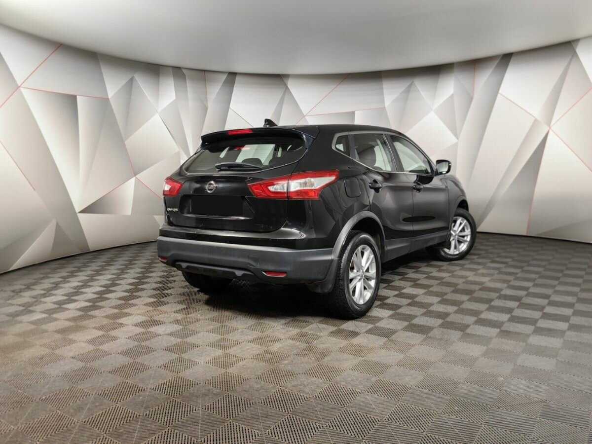 Купить Nissan Qashqai, 2017, 80 971 км, фото №2