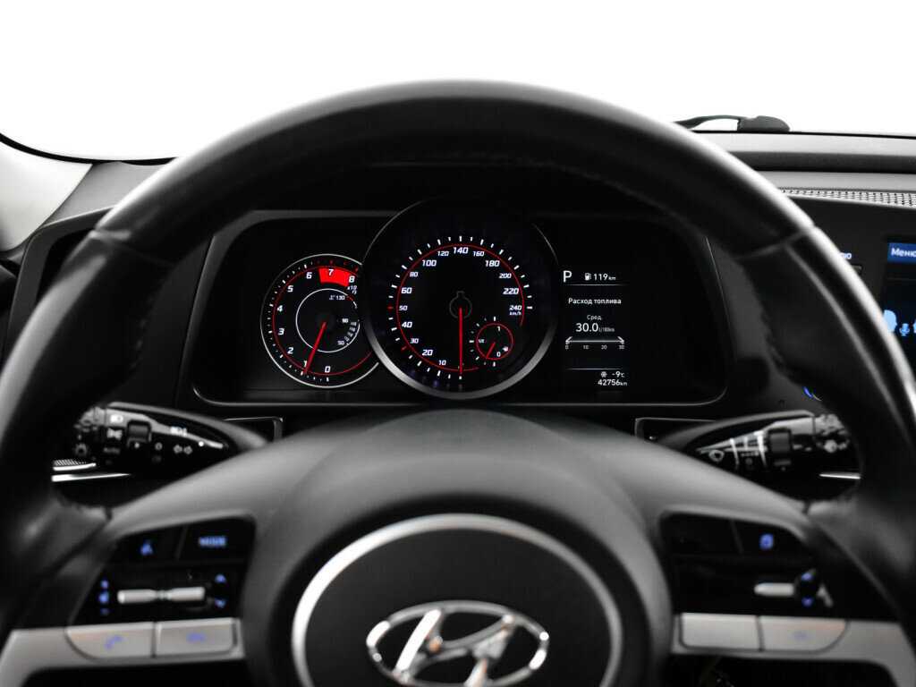 Купить Hyundai Elantra, 2021, 42 756 км, фото №11