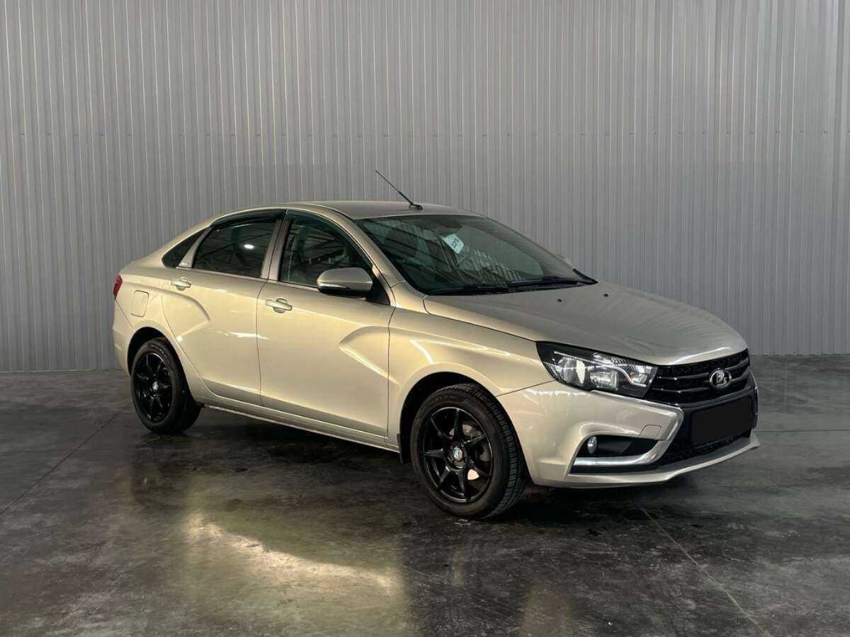 Купить Lada (ВАЗ) Vesta, 2017, 136 873 км, фото №3