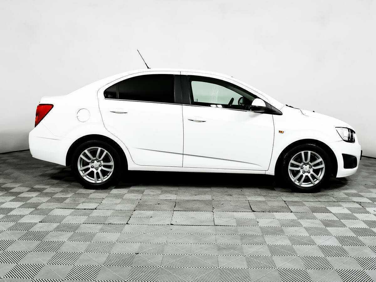 Купить Chevrolet Aveo, 2014, 199 570 км, фото №4