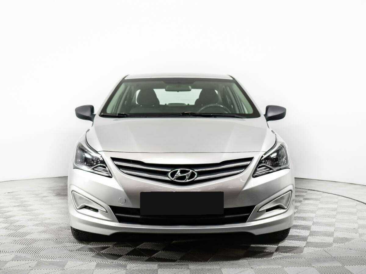 Купить Hyundai Solaris, 2015, 150 953 км, фото №2
