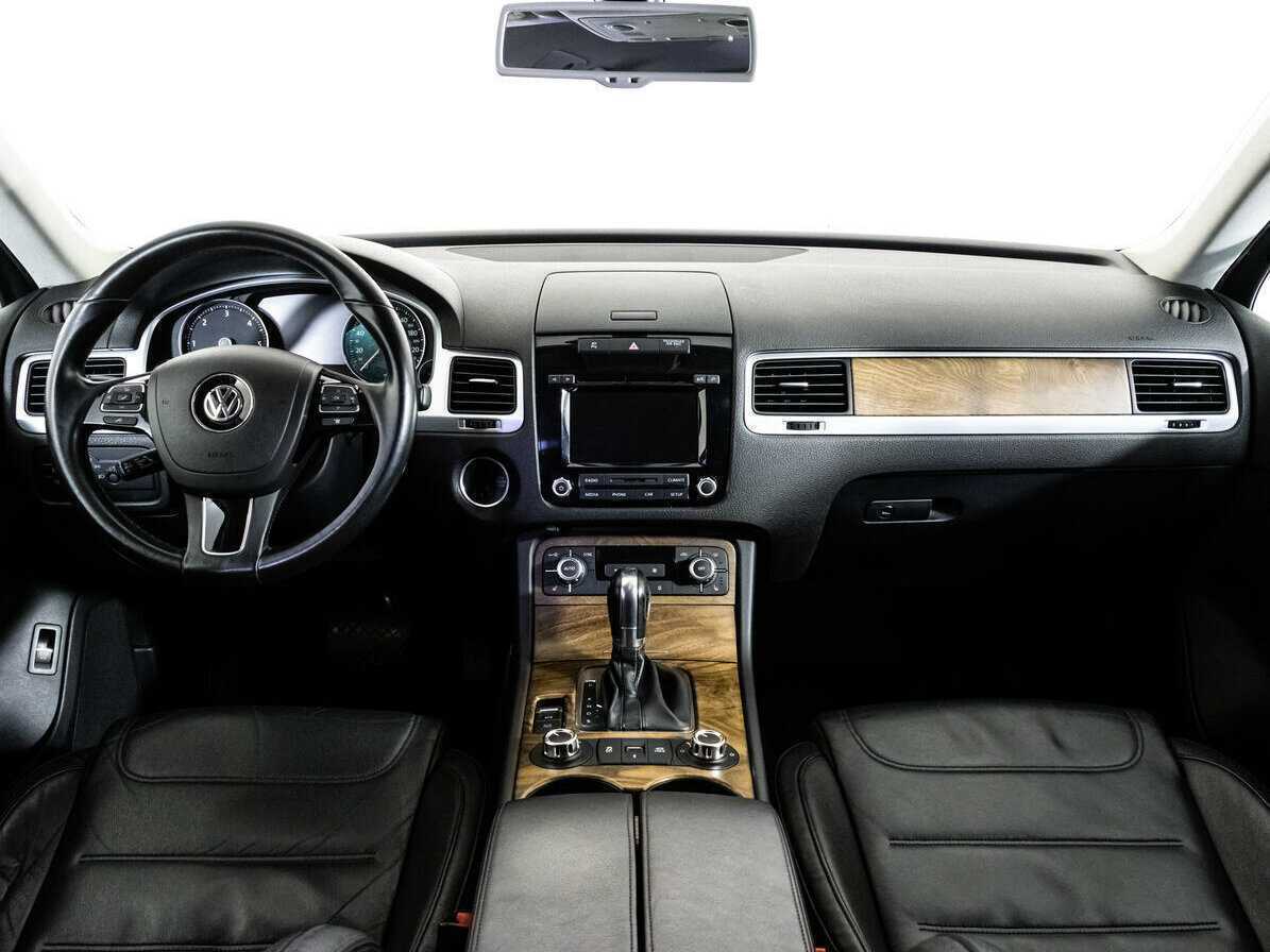 Купить Volkswagen Touareg, 2012, 216 202 км, фото №8