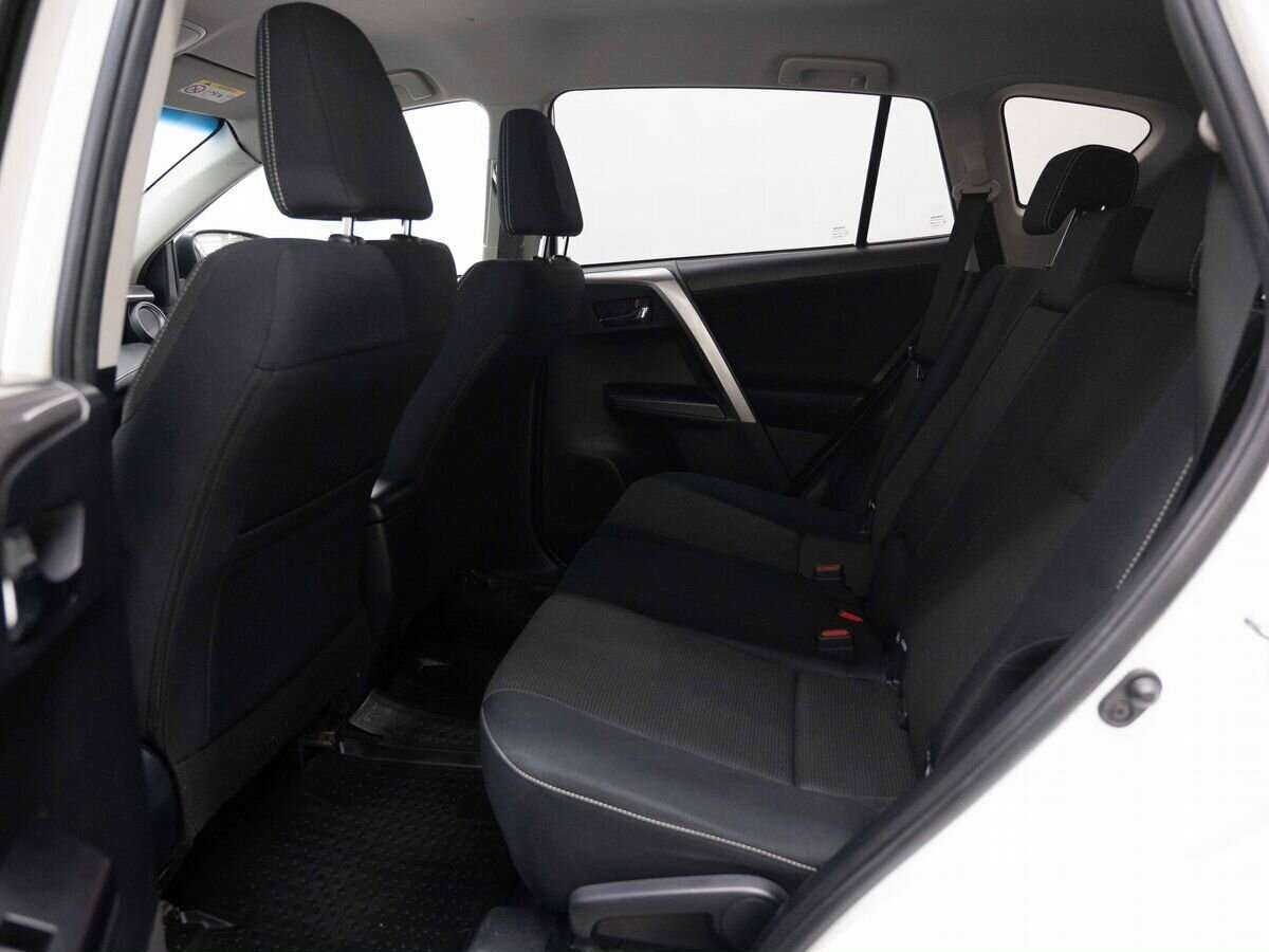 Купить Toyota RAV4, 2017, 67 000 км, фото №12