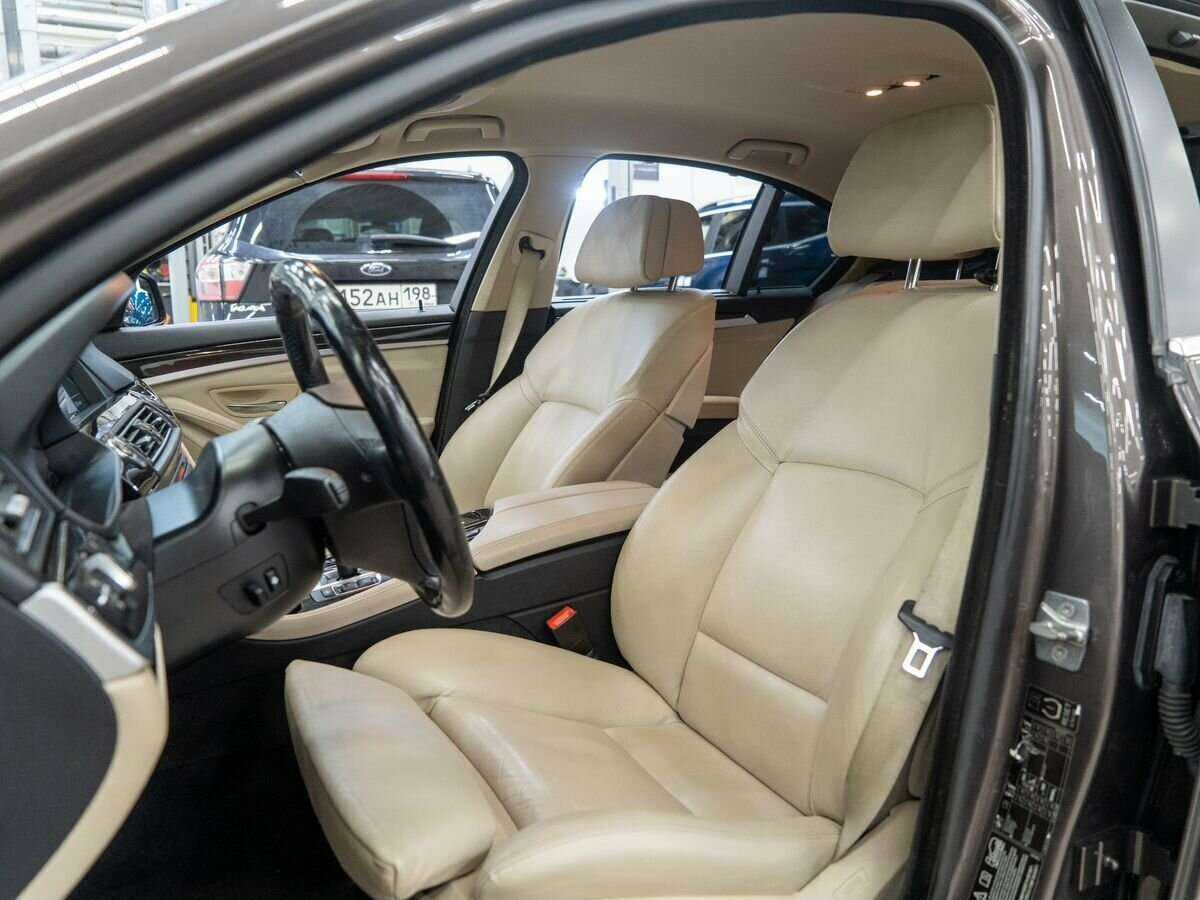 Купить BMW 5 серии 535i xDrive, 2012, 115 270 км, фото №6