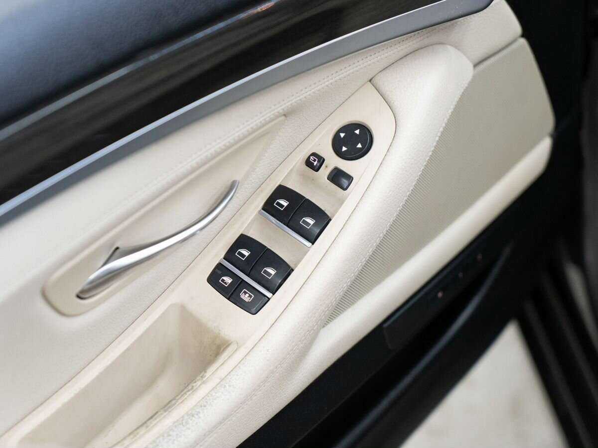 Купить BMW 5 серии 535i xDrive, 2012, 115 270 км, фото №14