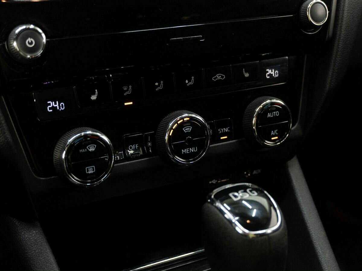 Купить Skoda Octavia, 2017, 175 299 км, фото №17