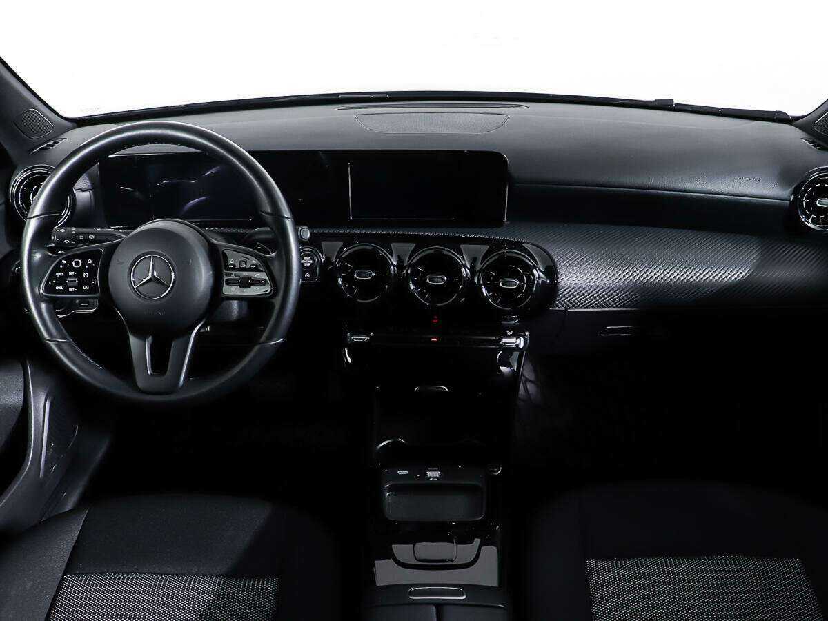 Купить Mercedes-Benz A-Класс 200, 2019, 82 673 км, фото №12