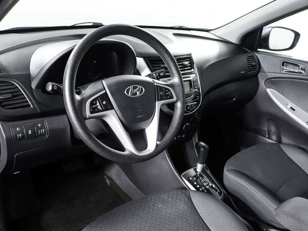 Купить Hyundai Solaris, 2012, 56 394 км, фото №13