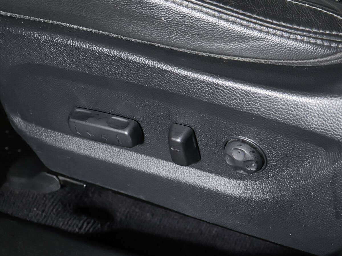 Купить Hyundai Santa Fe, 2015, 124 750 км, фото №15