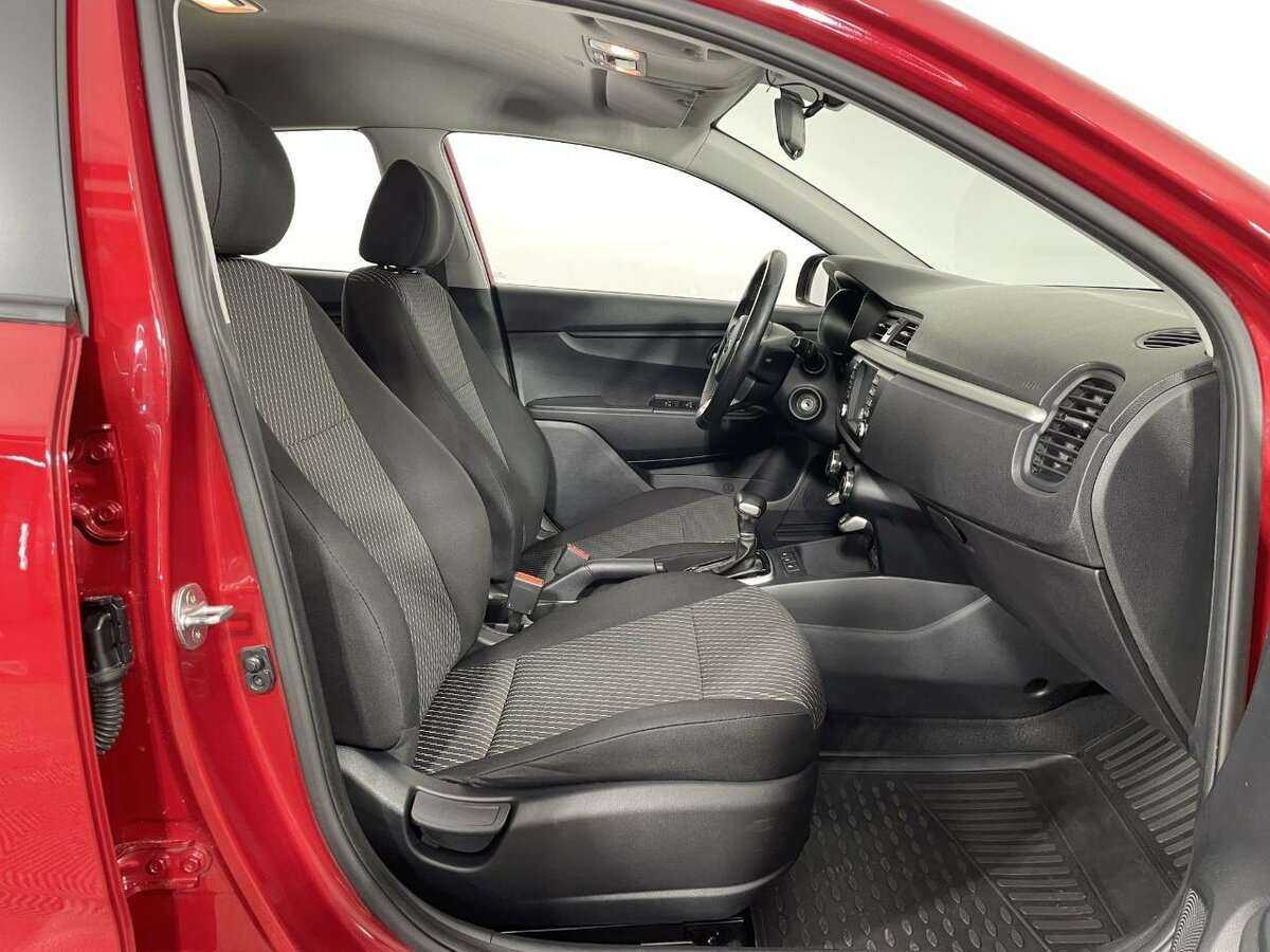 Купить Kia Rio X-Line, 2019, 117 539 км, фото №14