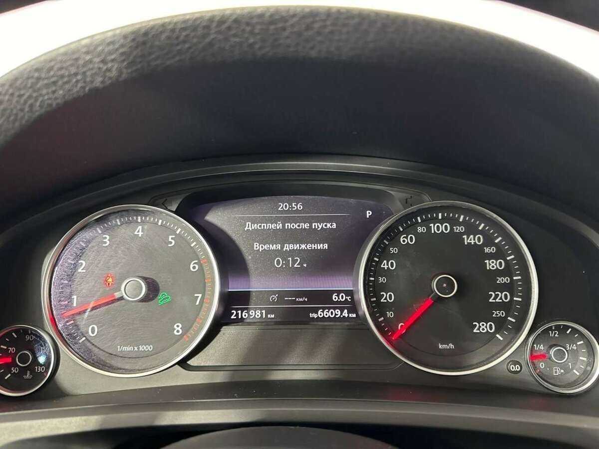 Купить Volkswagen Touareg, 2012, 216 981 км, фото №11