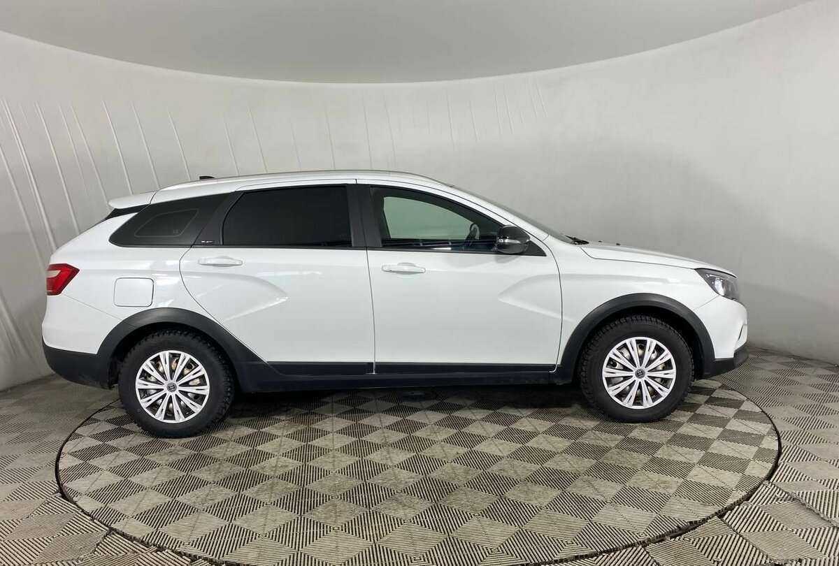 Купить Lada (ВАЗ) Vesta SW, 2020, 82 000 км, фото №4