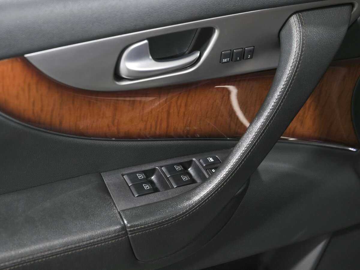 Купить Infiniti FX30d, 2012, 146 643 км, фото №18