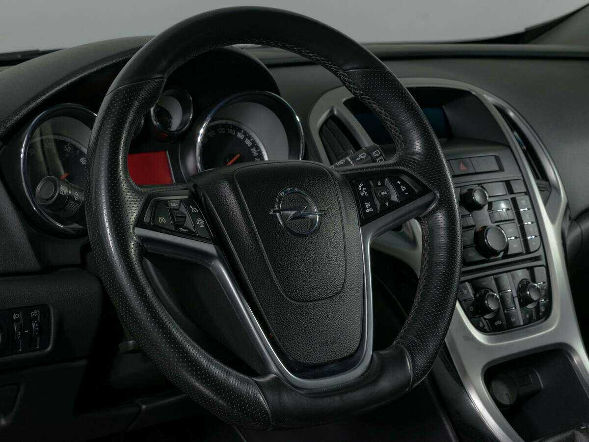 Купить Opel Astra GTC, 2012, 184 154 км, фото №14