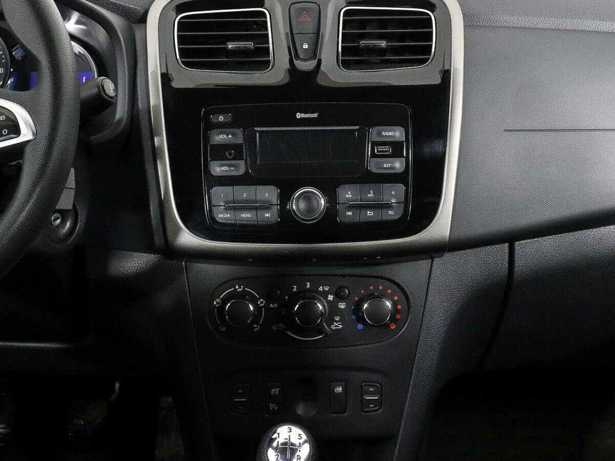 Купить Renault Logan, 2018, 107 782 км, фото №11