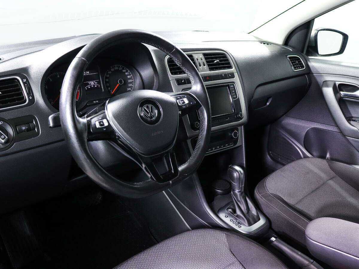 Купить Volkswagen Polo, 2017, 77 064 км, фото №13