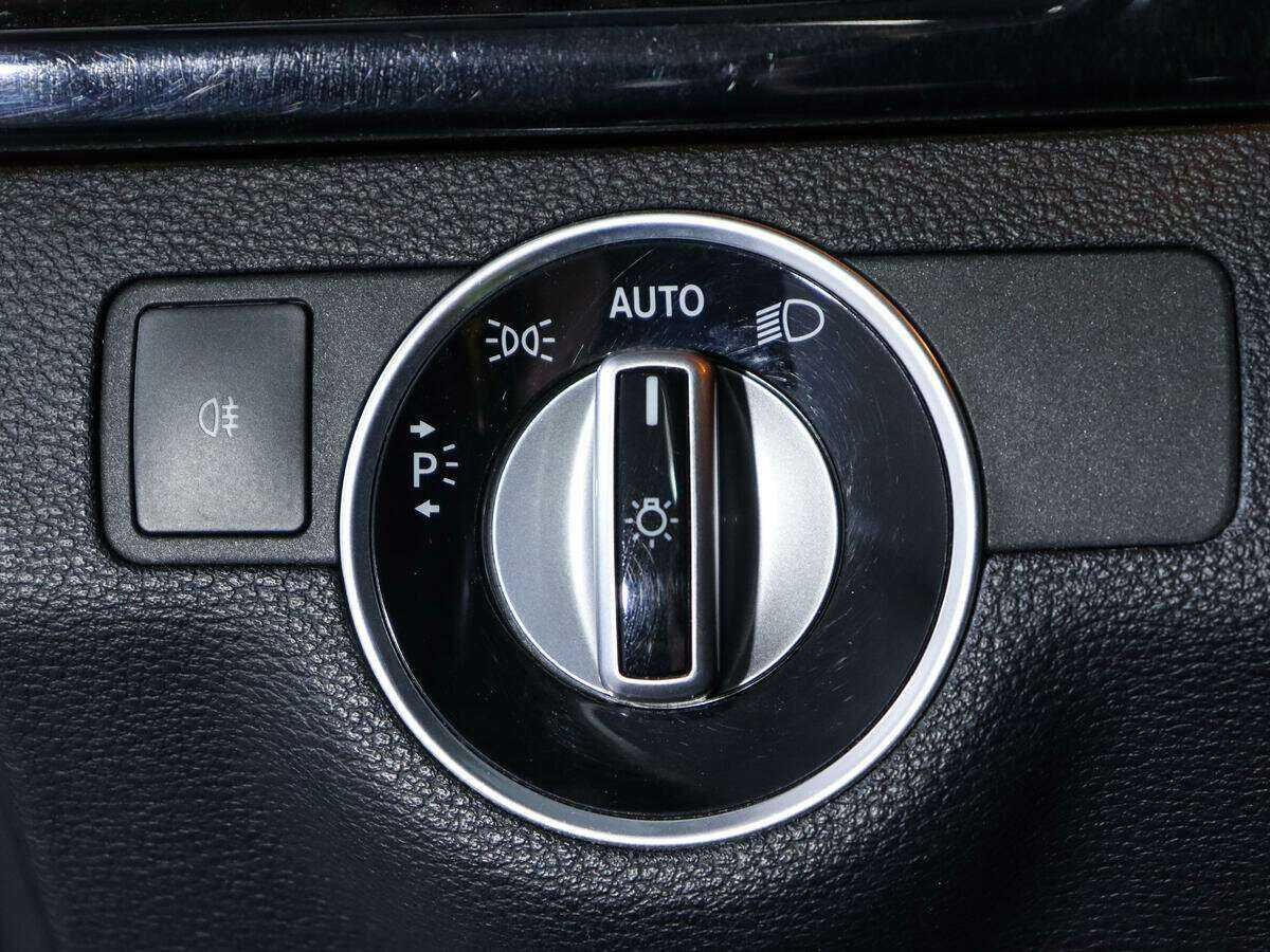 Купить Mercedes-Benz E-Класс 350, 2012, 181 641 км, фото №16