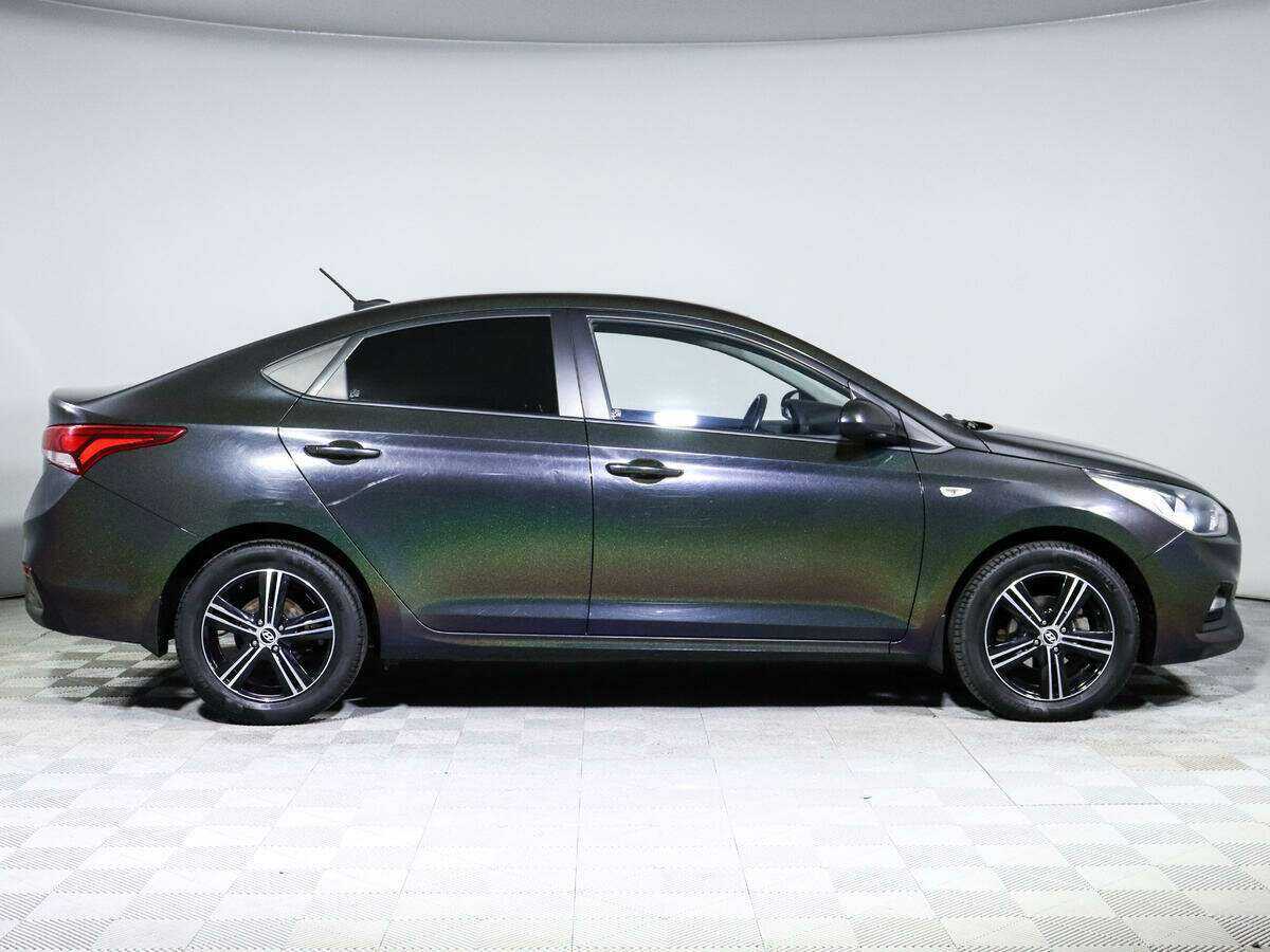 Купить Hyundai Solaris, 2017, 113 658 км, фото №4