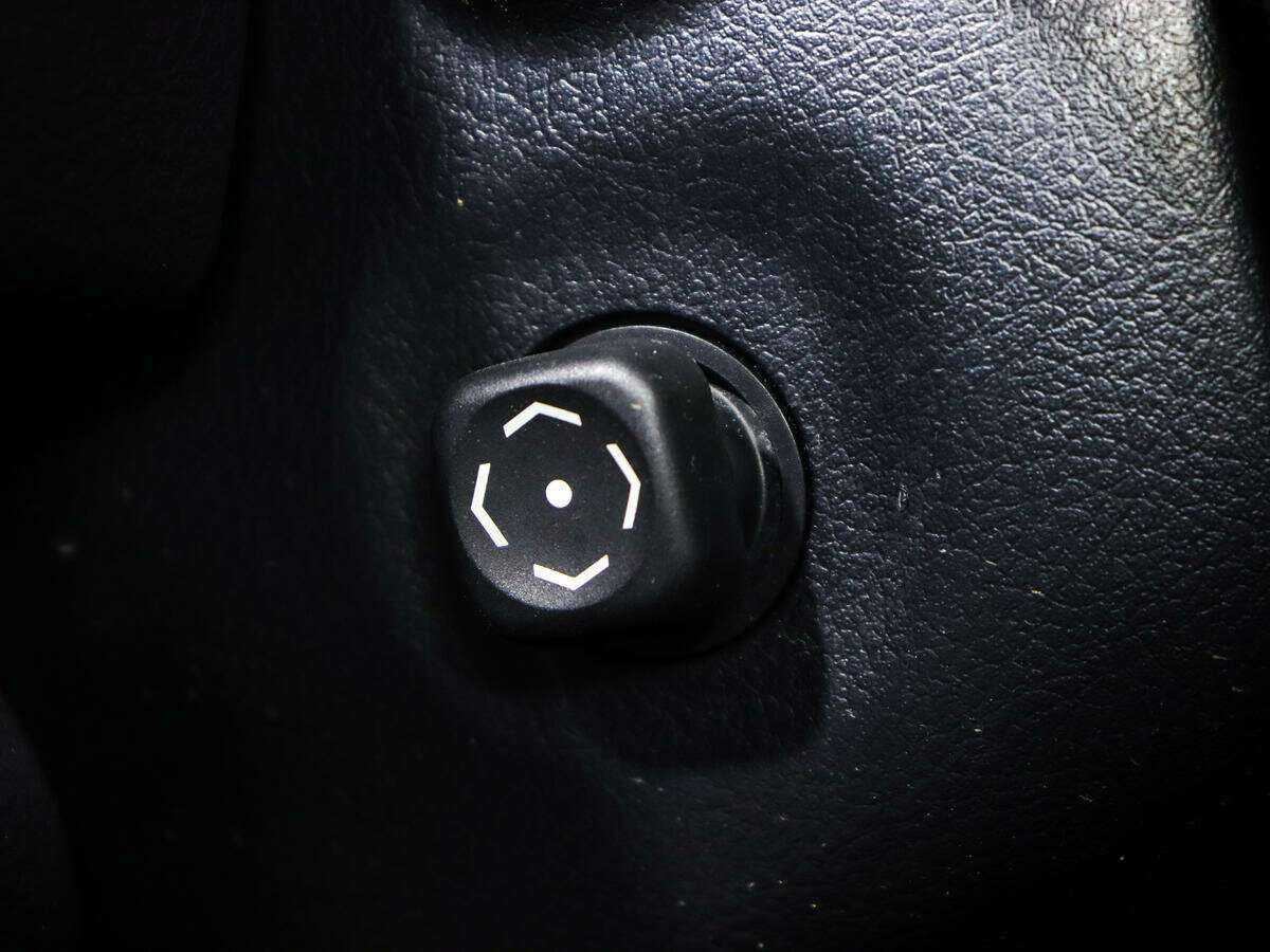 Купить Toyota Camry, 2012, 388 525 км, фото №15