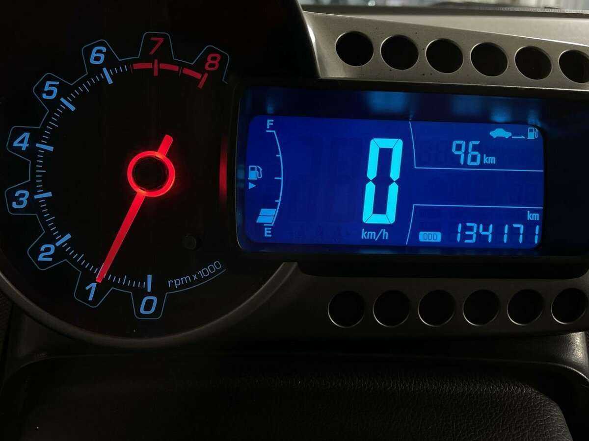 Купить Chevrolet Aveo, 2013, 135 000 км, фото №10