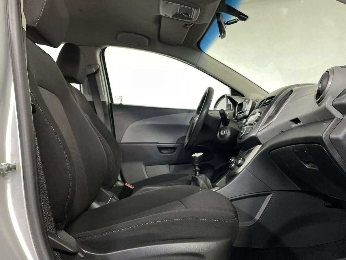 Купить Chevrolet Aveo, 2013, 135 000 км, фото №13