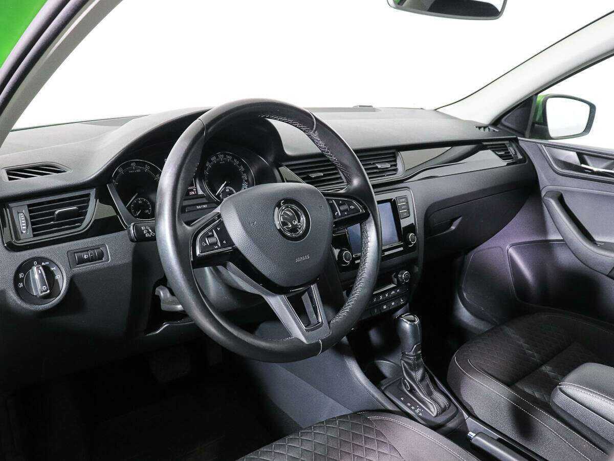 Купить Skoda Rapid, 2017, 47 000 км, фото №12