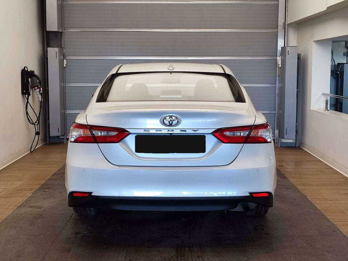 Купить Toyota Camry, 2018, 68 281 км, фото №5