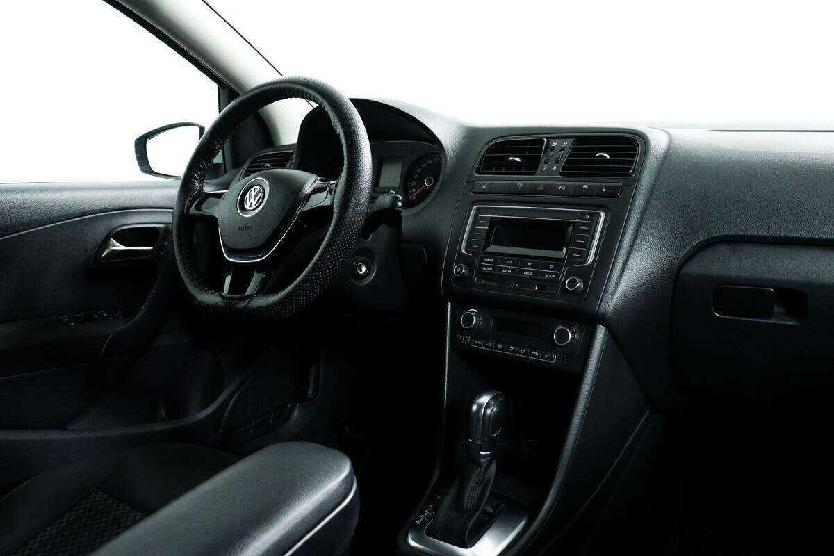 Купить Volkswagen Polo, 2016, 167 961 км, фото №9
