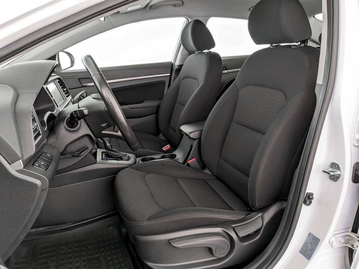 Купить Hyundai Elantra, 2020, 47 171 км, фото №16