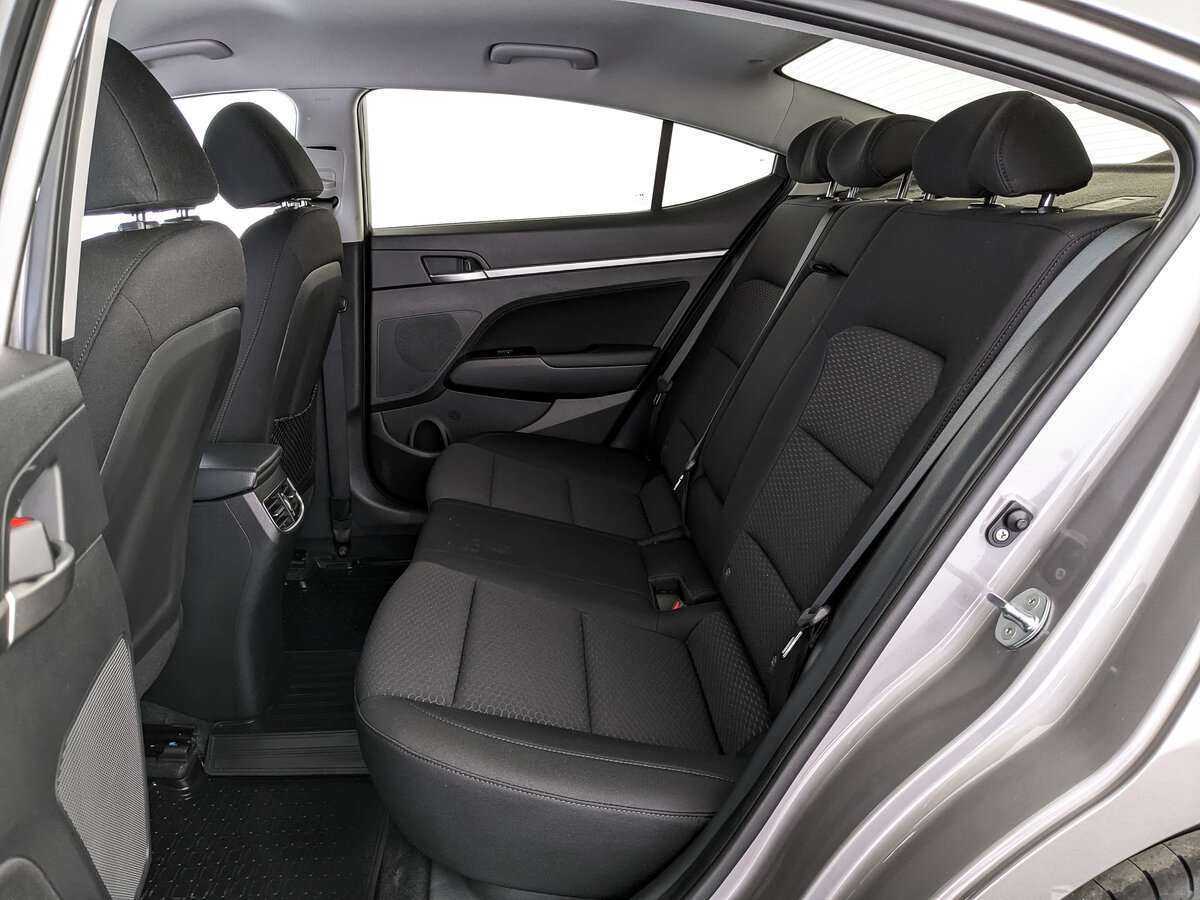 Купить Hyundai Elantra, 2019, 29 862 км, фото №14