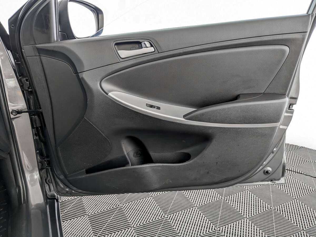 Купить Hyundai Solaris, 2014, 92 093 км, фото №20