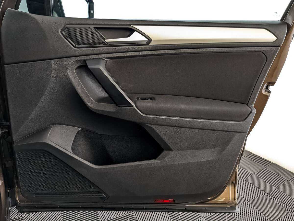 Купить Volkswagen Tiguan, 2020, 134 987 км, фото №23