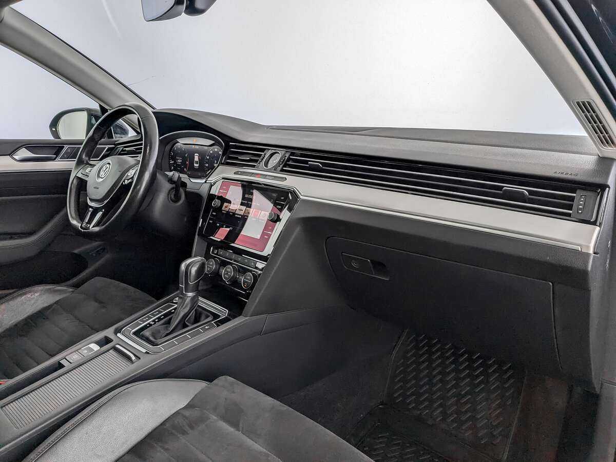 Купить Volkswagen Passat, 2017, 114 127 км, фото №11