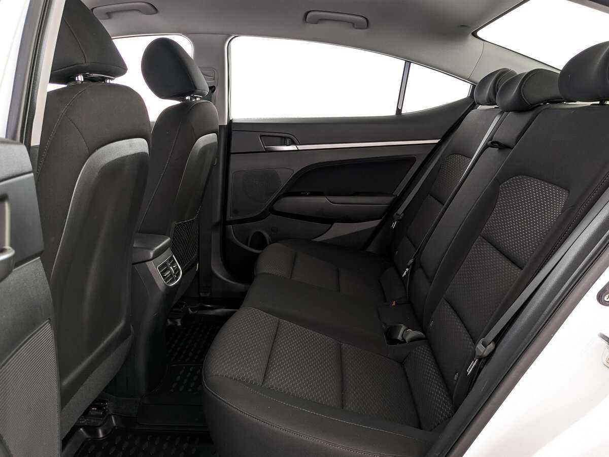 Купить Hyundai Elantra, 2020, 32 430 км, фото №14