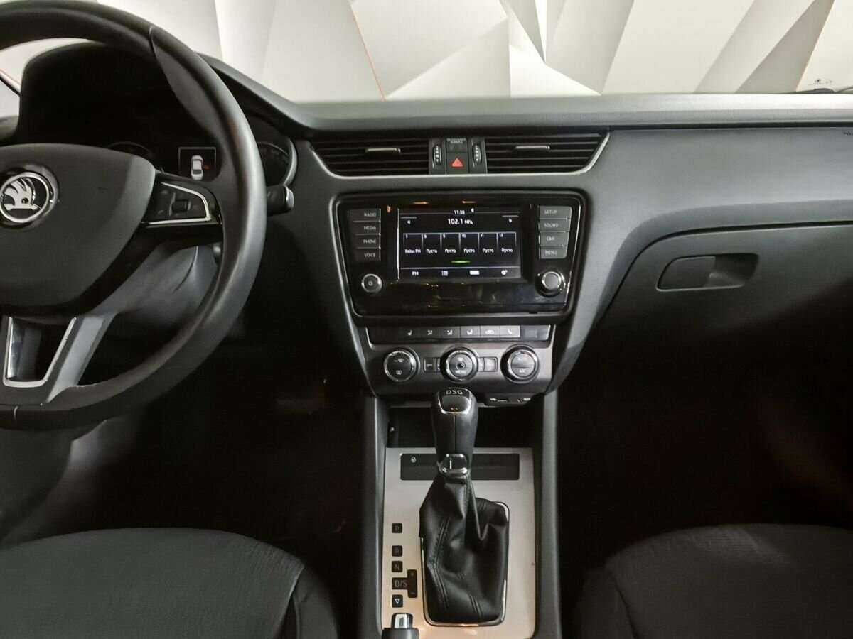 Купить Skoda Octavia, 2017, 63 294 км, фото №11