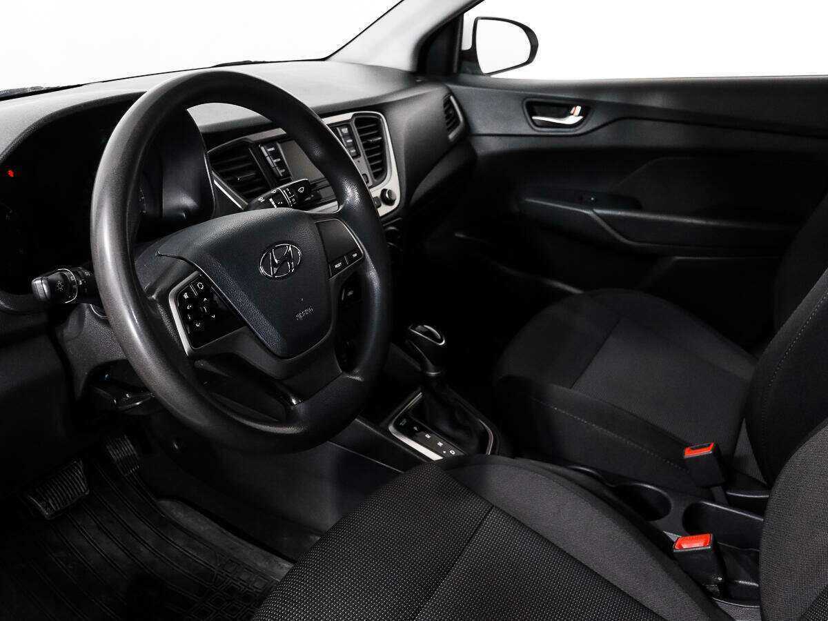 Купить Hyundai Solaris, 2019, 70 413 км, фото №7