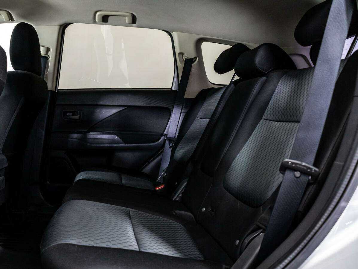 Купить Mitsubishi Outlander, 2015, 139 176 км, фото №10
