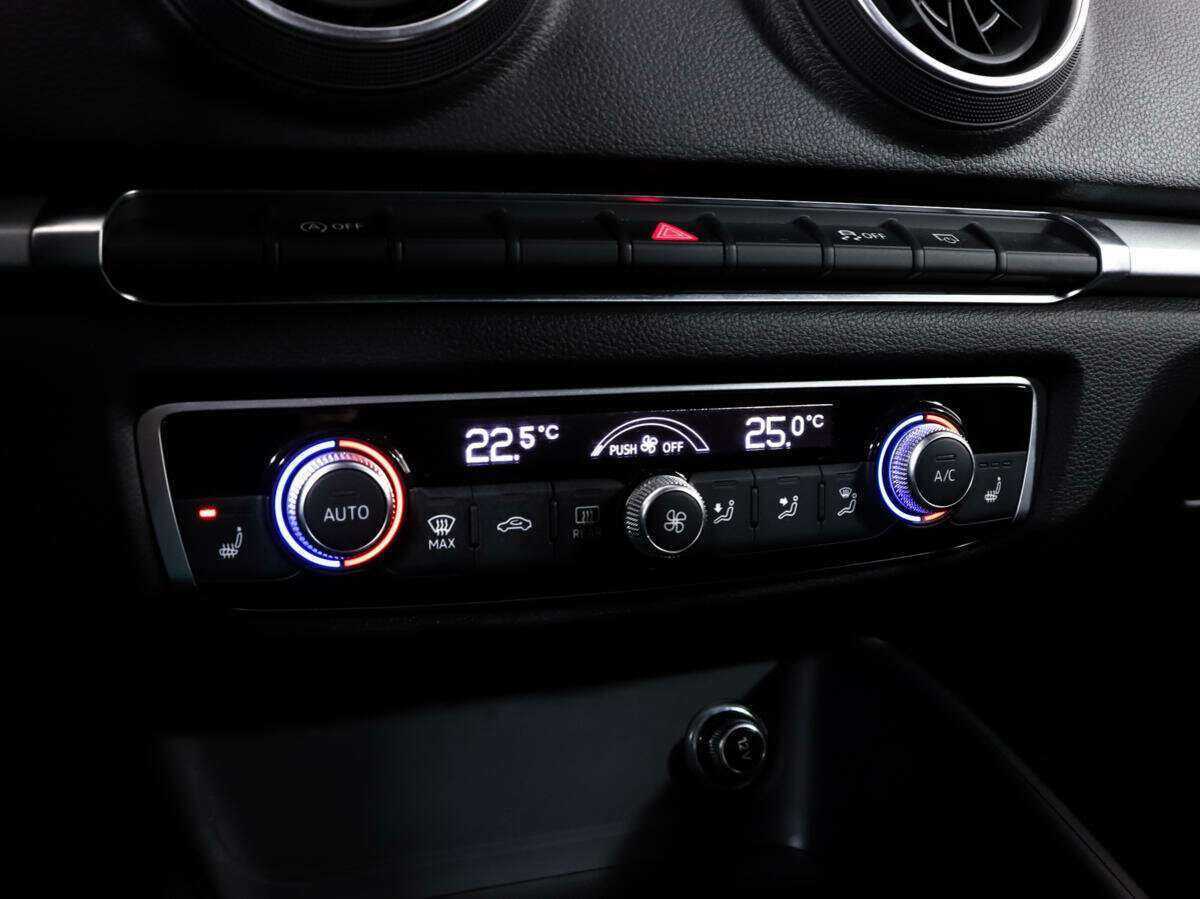 Купить Audi A3, 2020, 64 192 км, фото №14