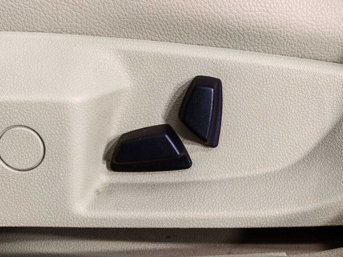 Купить BMW 5 серии 520i, 2012, 190 000 км, фото №23