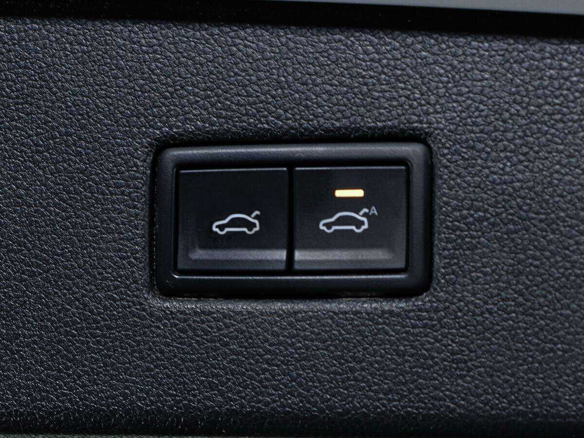 Купить Volkswagen Tiguan L, 2020, 89 700 км, фото №18