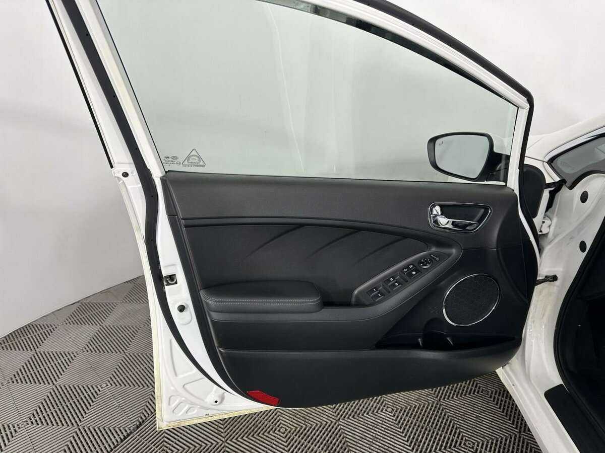 Купить Kia Cerato, 2017, 61 473 км, фото №8