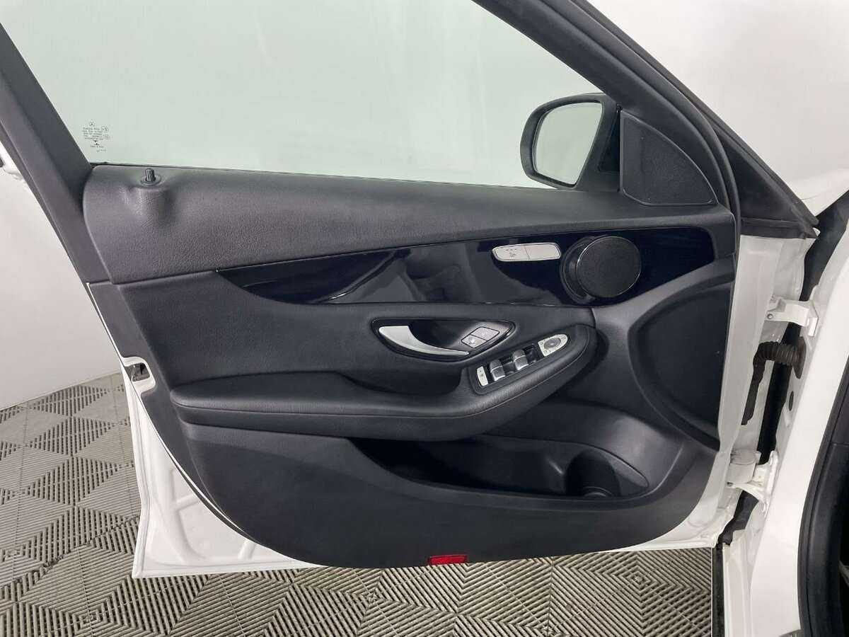Купить Mercedes-Benz C-Класс 180, 2015, 229 993 км, фото №8
