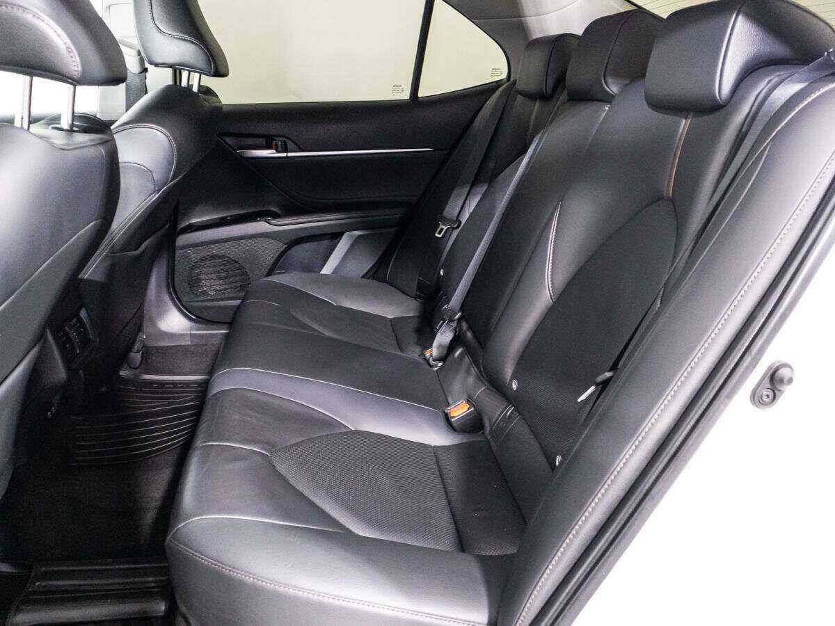 Купить Toyota Camry, 2019, 39 201 км, фото №10