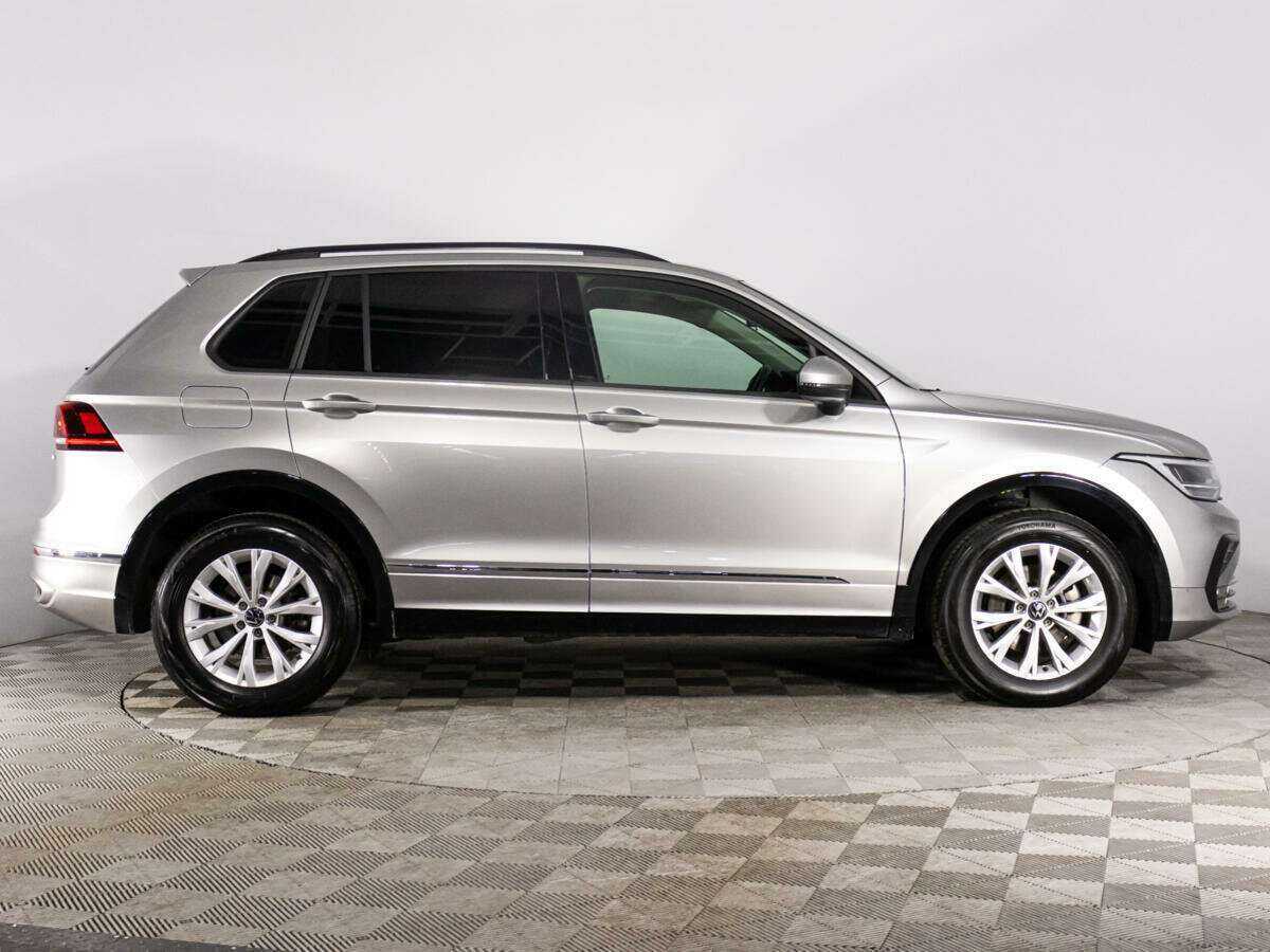 Купить Volkswagen Tiguan, 2021, 83 175 км, фото №4
